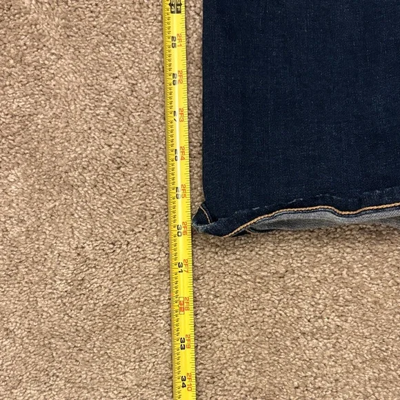 American Eagle Outfitters Dark Indigo High Rise Skinny Kick. Size 4. - Picture 6 of 6